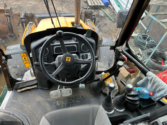 2019 JCB 3CX, жёлтый, 6490000 рублей - вид 5