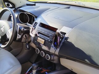 2008 Mitsubishi Outlander II, бежевый, 999999 рублей, вид 5