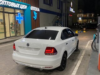 2019 Volkswagen Polo V Рестайлинг, белый, 800015 рублей, вид 3