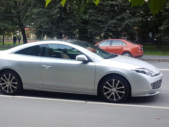 2011 Renault Laguna III, серый, 1250000 рублей - вид 1