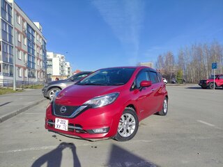 2016 Nissan Note e-Power II Рестайлинг, красный, 1079000 рублей, вид 2
