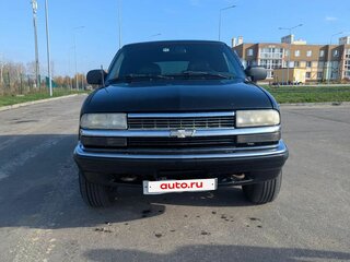 1998 Chevrolet Blazer II Рестайлинг, чёрный, 850000 рублей, вид 3