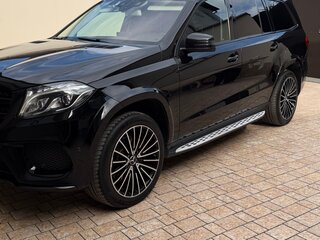 2016 Mercedes-Benz GLS 400 I (X166), чёрный, 4700000 рублей, вид 1