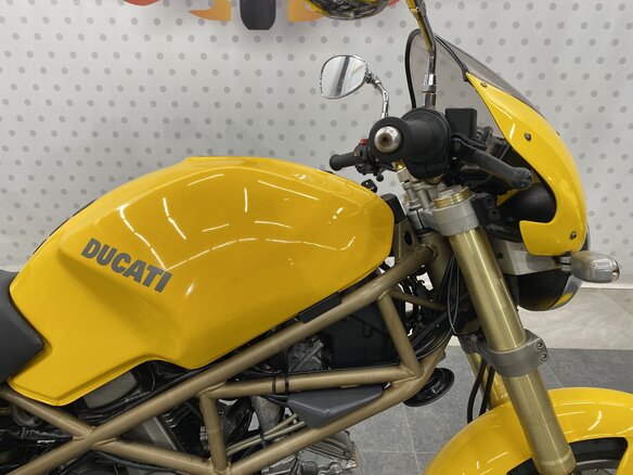 2000 Ducati Monster 400, жёлтый, 255000 рублей - вид 20