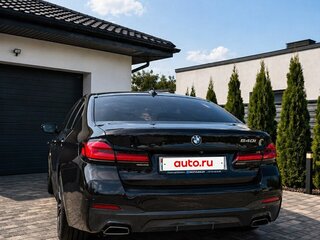 2021 BMW 5 серии 540i VII (G30/G31/G38) Рестайлинг, чёрный, 3800000 рублей, вид 5