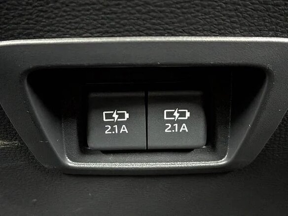 2022 Toyota Corolla Cross I, чёрный, 1769017 рублей - вид 24