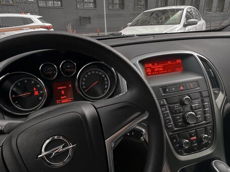 2012 Opel Astra J, чёрный, 920000 рублей, вид 5