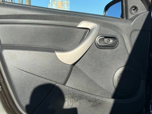 2011 Renault Sandero I, чёрный, 499000 рублей - вид 9