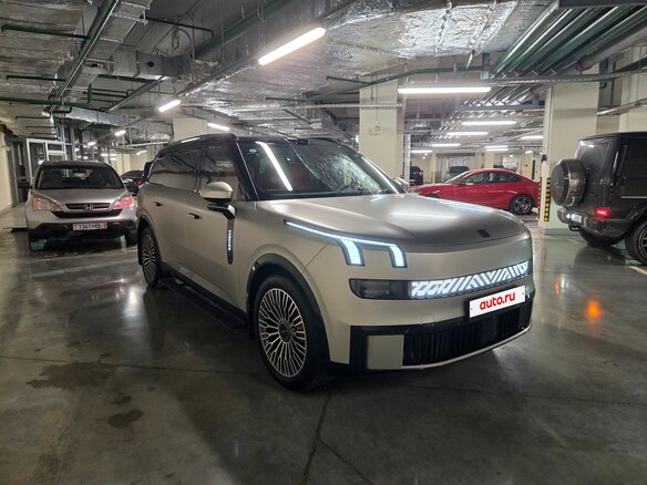 2025 Lynk & Co 900, бежевый, 8150000 рублей - вид 2