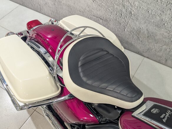 2023 Harley-Davidson Electra Glide, розовый, 3780000 рублей - вид 12