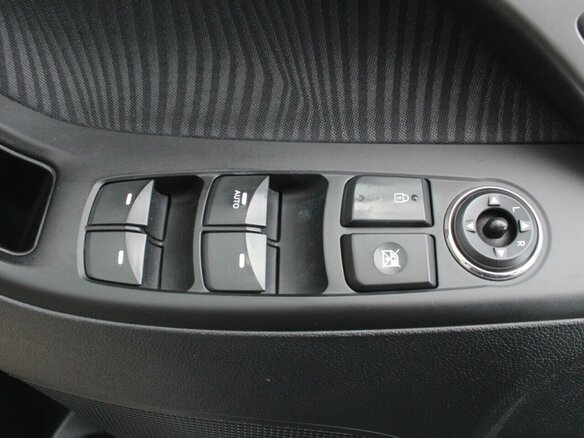 2011 Hyundai Elantra V (MD), коричневый, 1270000 рублей - вид 10
