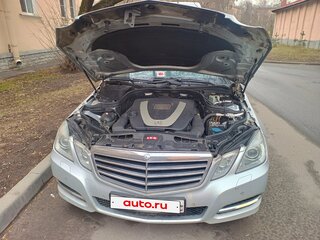 2011 Mercedes-Benz E-Класс 300 IV (W212, S212, C207), серебристый, 1525000 рублей, вид 4