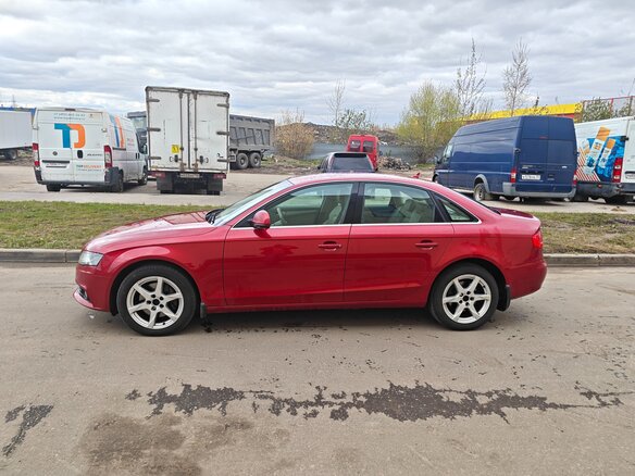 2008 Audi A4 IV (B8), красный, 900000 рублей - вид 10