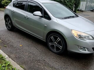 2012 Opel Astra J, серебристый, 880000 рублей, вид 4