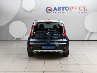 2017 Kia Soul II Рестайлинг, синий, 1128000 рублей, вид 4