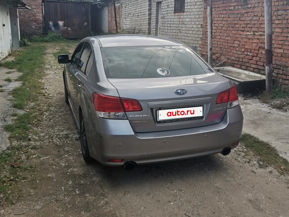2010 Subaru Legacy GT V, серебристый - вид 5