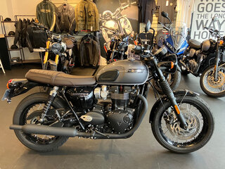 2025 Triumph Bonneville T120, чёрный, 1600000 рублей, вид 1