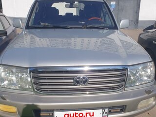 2007 Toyota Land Cruiser 100 Series Рестайлинг 2, серебристый, 2100000 рублей, вид 1