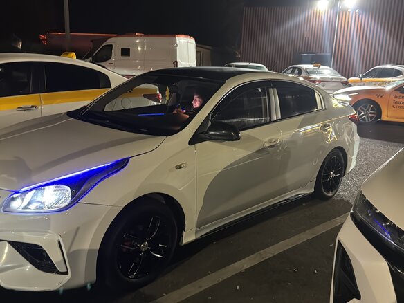 2019 Kia Rio IV, белый, 950000 рублей