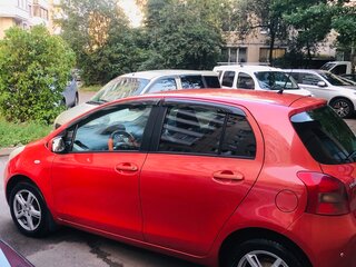 2007 Toyota Yaris Multimode II, оранжевый, 420000 рублей, вид 3