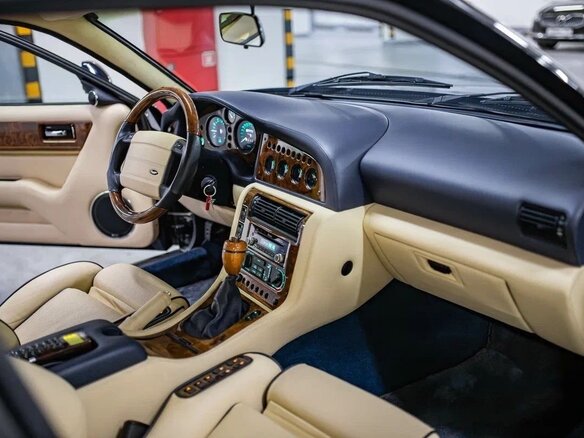 1998 Aston Martin V8 Vantage II, синий, 25500000 рублей - вид 8