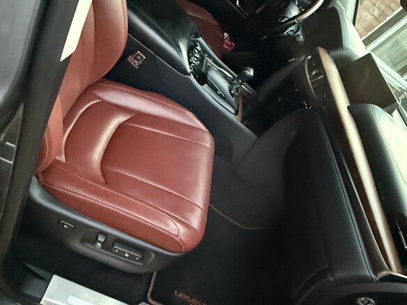 2016 Lexus LX 570 III Рестайлинг 2, серый, 7500000 рублей - вид 11
