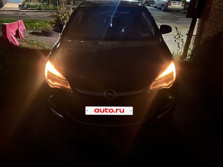 2012 Opel Astra J Рестайлинг, чёрный, 800000 рублей, вид 2