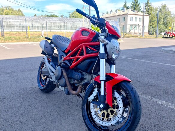 2014 Ducati Monster 696, красный, 450000 рублей - вид 3