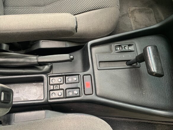 1990 BMW 5 серии 525i III (E34), красный - вид 19