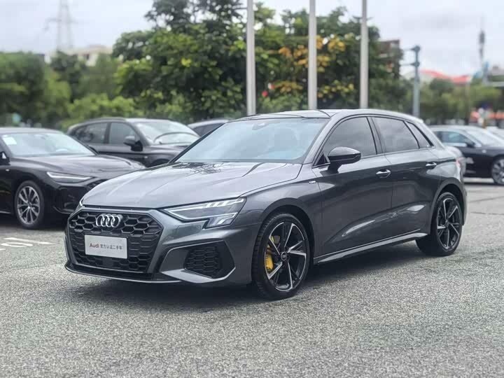Открыть фотографии: Audi A3 IV (8Y)