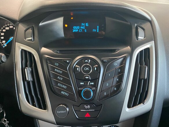 2013 Ford Focus III, коричневый - вид 27
