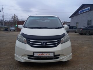 2011 Honda Freed I, белый, 1150000 рублей, вид 1