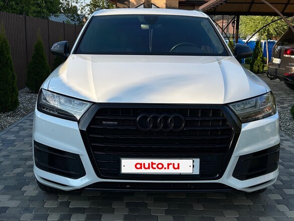 2017 Audi Q7 II (4M), белый, 4570000 рублей - вид 3