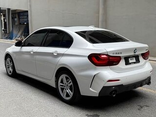 2022 BMW 1 серии 120i III (F52) Рестайлинг, белый, 1636000 рублей, вид 3