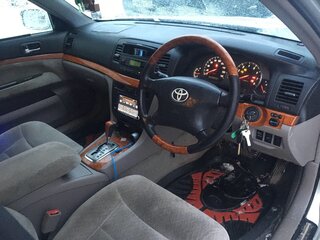 2001 Toyota Mark II IX (X110), серый, 1050000 рублей, вид 4