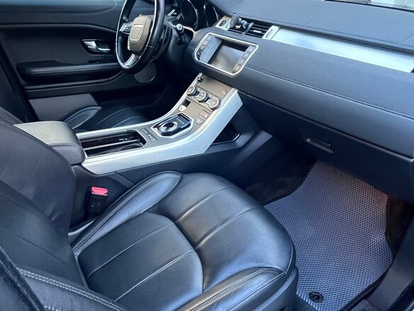 2018 Land Rover Range Rover Evoque I Рестайлинг, серебристый, 2220000 рублей - вид 6