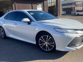 2020 Toyota Camry VIII (XV70), белый, 2750000 рублей, вид 1