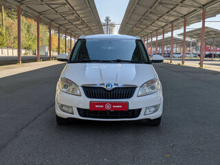2012 Skoda Fabia II Рестайлинг, белый, 519900 рублей, вид 3