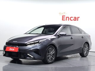2023 Kia K3 II Рестайлинг, серый, 1820000 рублей, вид 1