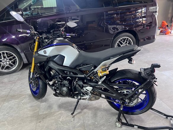 2020 Yamaha MT-09 (FZ-09), серый, 990000 рублей - вид 9