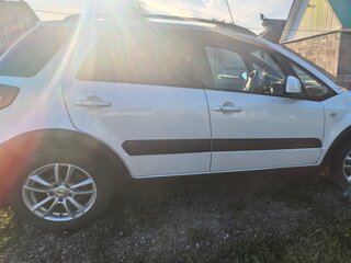2012 Suzuki SX4 I (Classic) Рестайлинг, белый, 1100000 рублей, вид 3