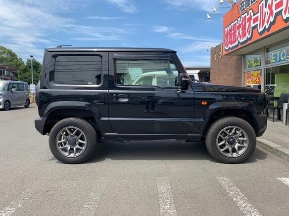 2022 Suzuki Jimny Kei car IV, чёрный, 1400000 рублей - вид 3