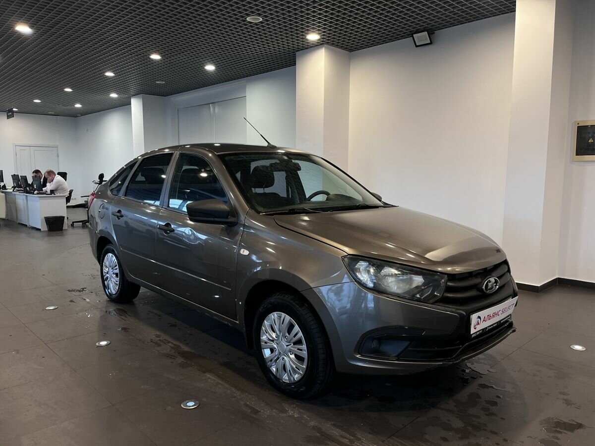 Открыть фотографии: Lada (ВАЗ) Granta I Рестайлинг
