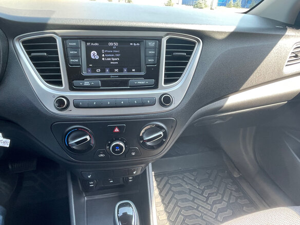 2021 Hyundai Solaris II Рестайлинг, белый - вид 11