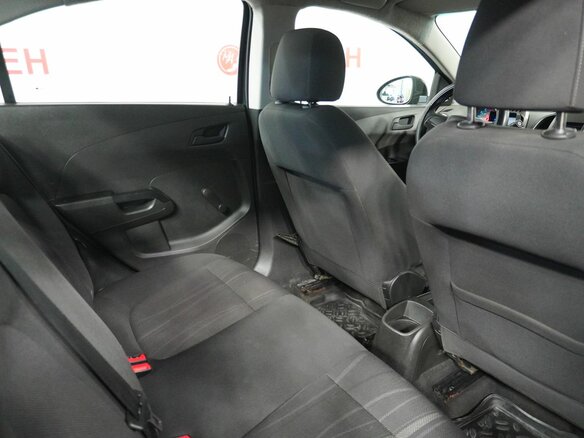 2012 Chevrolet Aveo II, чёрный, 420000 рублей - вид 11