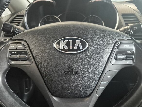 2013 Kia Cerato III, бежевый, 986000 рублей - вид 21