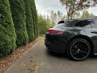 2018 Porsche Panamera 4 Sport Turismo II, серый, 6500000 рублей, вид 1