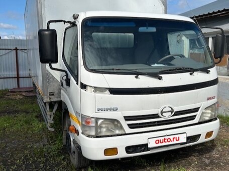 2011 Hino Series 300 (Dutro), белый, 1550000 рублей, вид 1