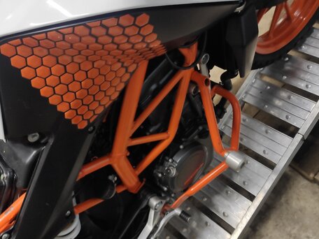 2014 KTM 390 Duke, белый, 340000 рублей, вид 2