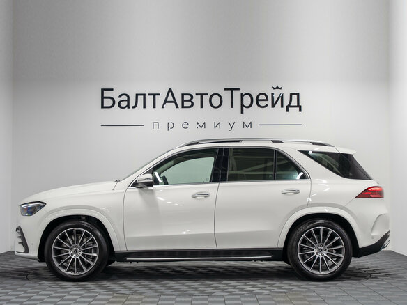 2025 Mercedes-Benz GLE 450 II (V167) Рестайлинг, белый - вид 10